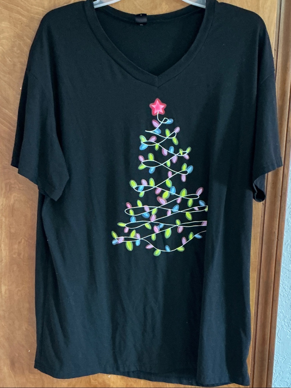 SHEIN Black Short Sleeve V-Neck Tee with Colorful Christmas Light Tree